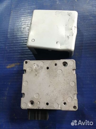 Блок управления эур Nissan Tiida