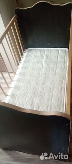 Кровать с матрасом бу