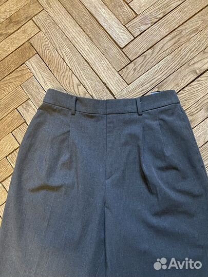 Брюки классические Uniqlo