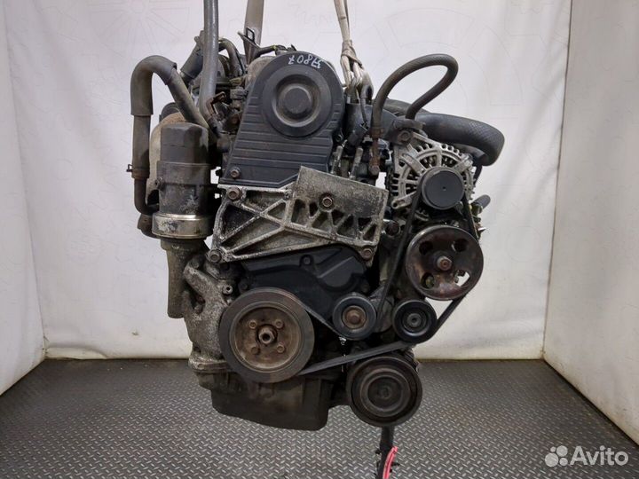 Двигатель Hyundai Trajet, 2004