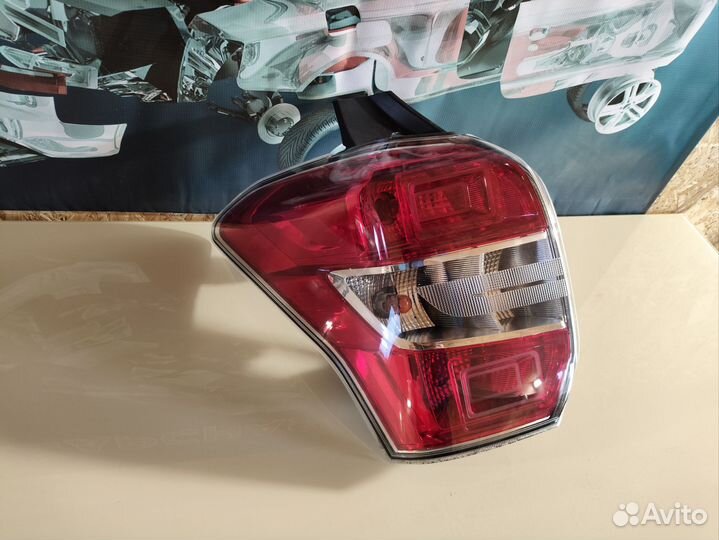 Фонарь задний левый Subaru Forester SJ5 2012г