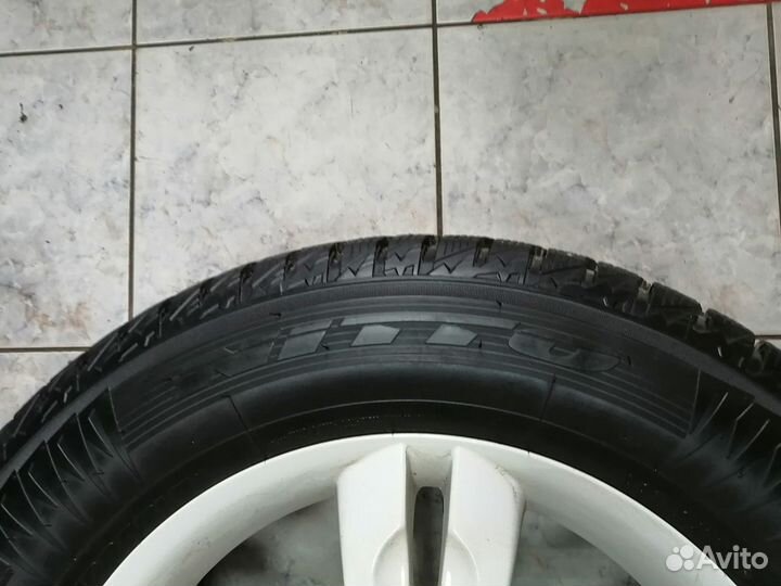Nitto Therma Spike (NTSPK-B01) 225/65 R17 106T