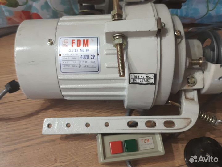 Двигатель фрикционный для швейной машины