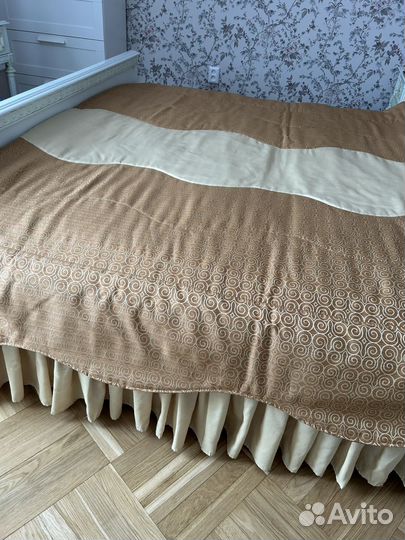 Покрывало на кровать