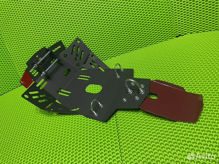 Защита двигателя на BSE Z3 250 Model Armor