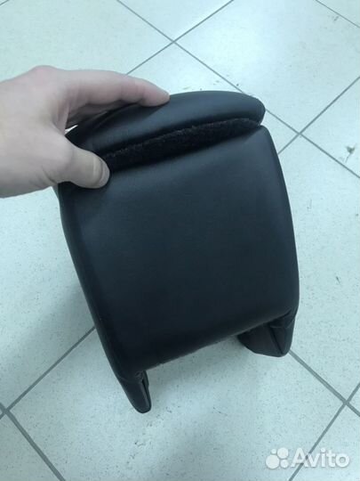 Подлокотник Hyundai Solaris хендай солярис