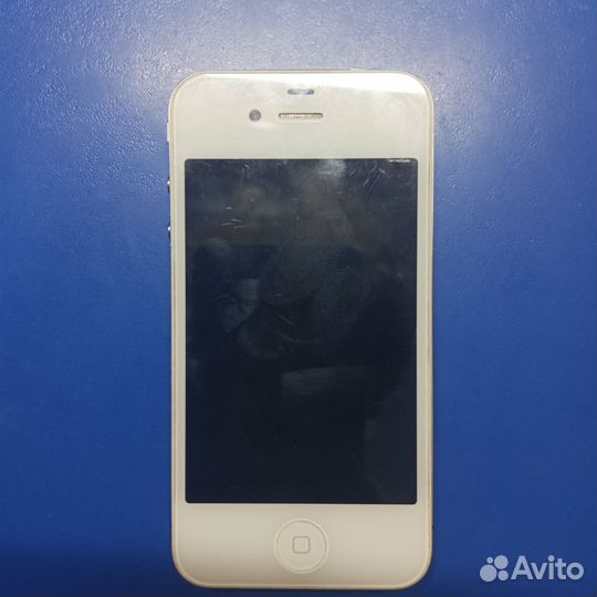 Телефон iPhone 4