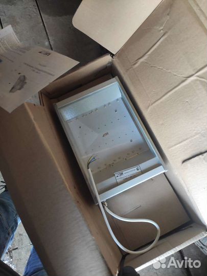 Консольный уличный светильник. Новые в коробке