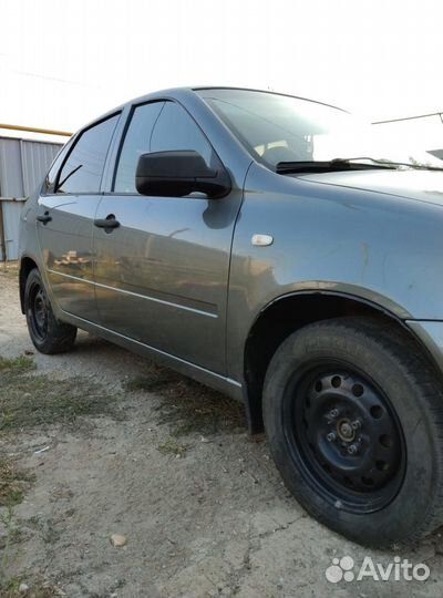 Продаю двери LADA kalina 2010 год