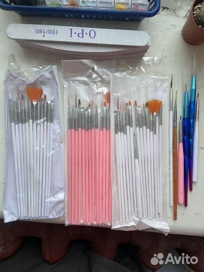 Кисти для маникюра