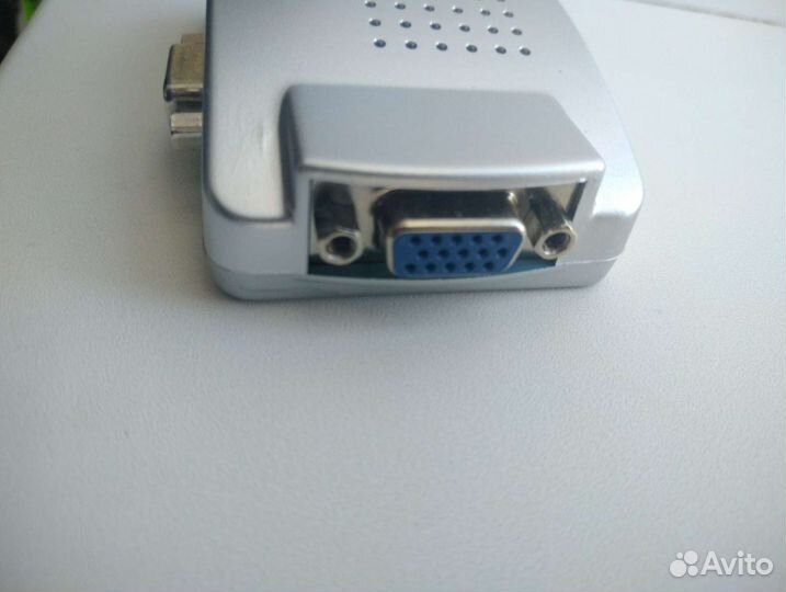 Универсальный видеоадаптер