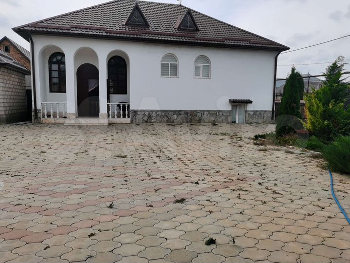 Дом 307 м² на участке 55 сот.