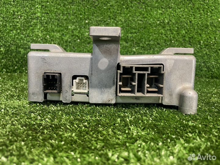 Блок управления рулевой рейкой на mitsubishi colt