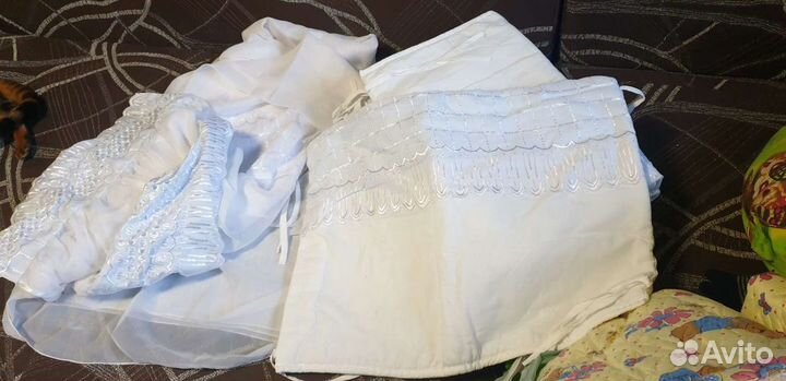 Бортики в кроватку и вуаль для балдахина