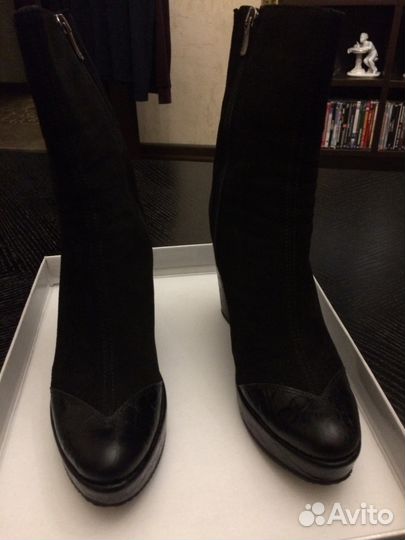 Новые черные зимние на меху полусапожки Kelton