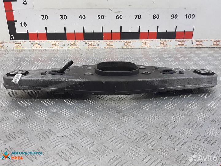 Кронштейн (крепление) Mercedes-Benz CLS-Класс C219