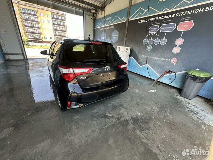 Toyota Vitz 1.0 CVT, 2018, 100 000 км