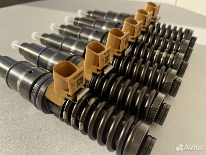 Форсунки Volvo d12c 20430583