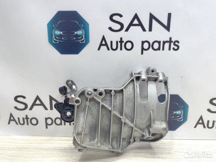 Кронштейн компрессора кондиционера Bmw 3 F30