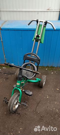Детский трехколесный велосипед