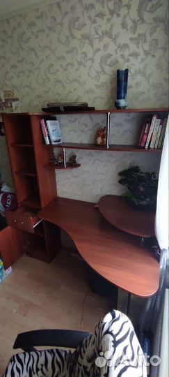 Компьютерный стол