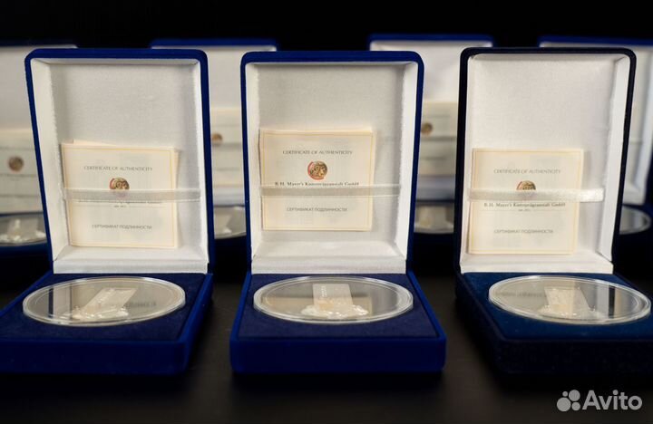 Монета Новоселье, Ниуэ. серебро, 2011 г