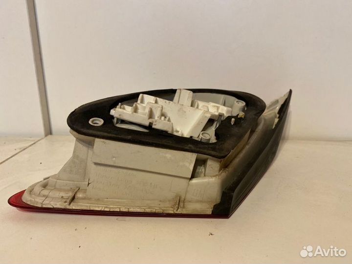 Фонарь внутренний левый Opel Astra J 2009-2015