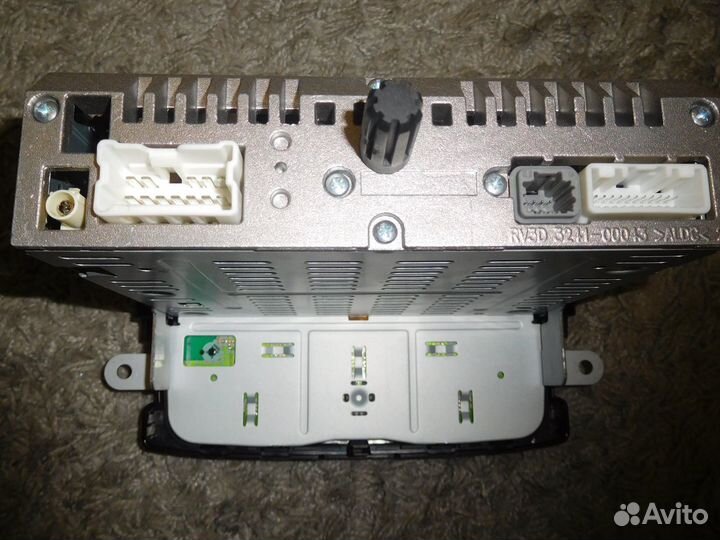 Магнитола Renault