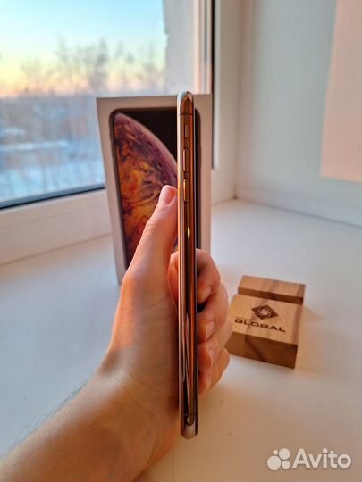 iPhone Xs Max, 64 ГБ