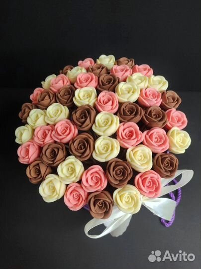 Шоколадные Розы - 51 шт в Шляпной Коробке