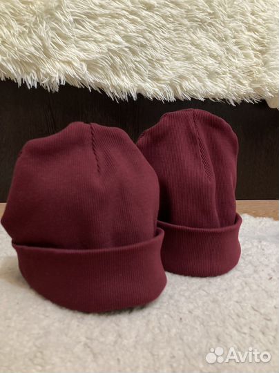 Шапки разных цветов для всей семьи