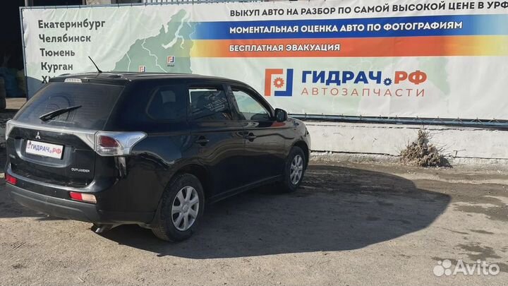 Пыльник тормозного диска Mitsubishi Outlander (GF) 4605A921