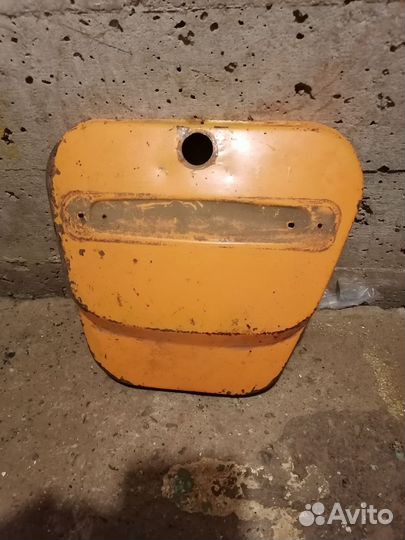 Крышка бардачка на мотоцикл иж