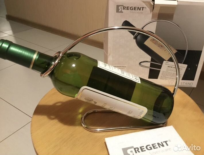 Подставка под бутылку новая, Сырорезка новая