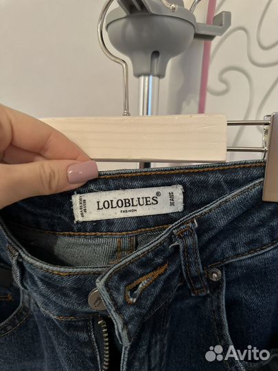 Джинсы женские