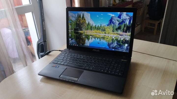 Ноутбук Asus X53U