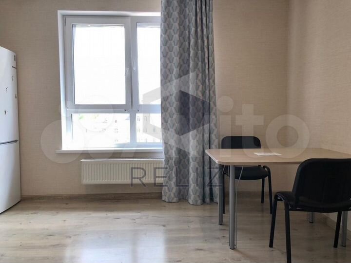 1-к. квартира, 42 м², 2/10 эт.