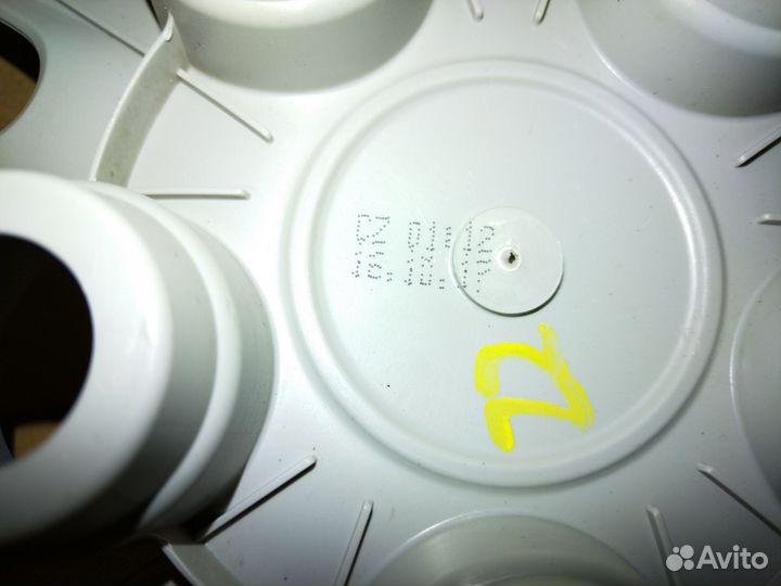 Оригинальные колпаки на Kia ceed R16