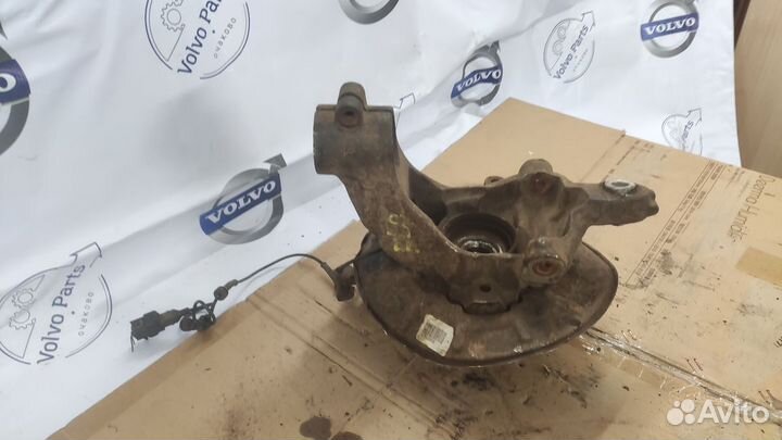 Кулак поворотный задний правый Land Rover Freeland