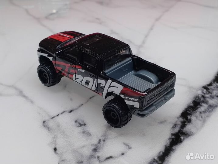 HotWheels. Chevy Silverado