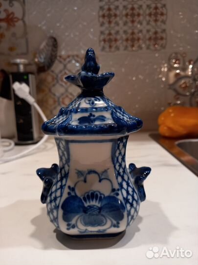 Емкость под соль гжель авторская работа