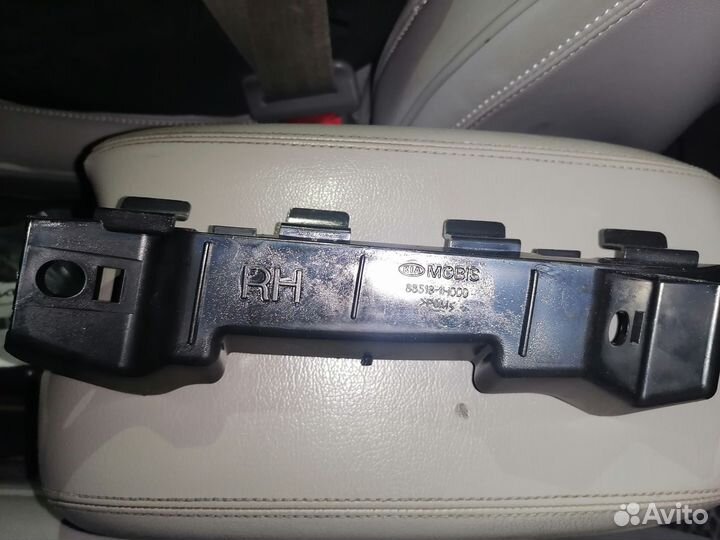 Кронштейн бампера kia ceed