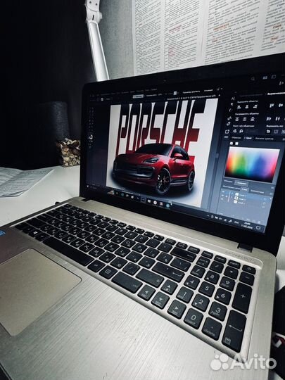 Постер с автомобилем