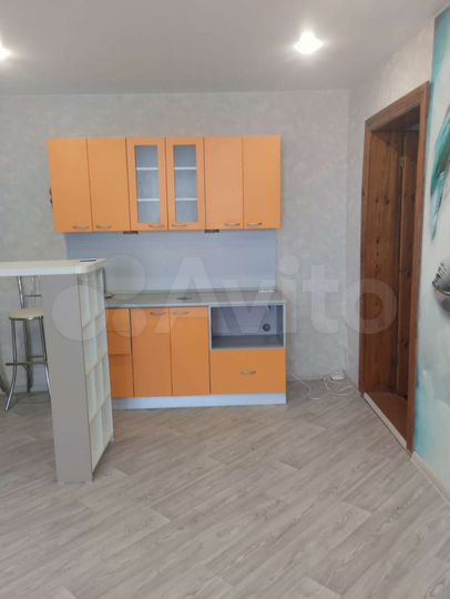 Комната 35 м² в 4-к., 3/5 эт.