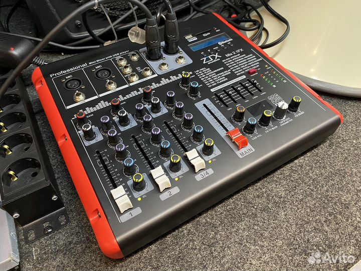 Микшерный пульт ZTX audio Mix 2.1.Fx + USB