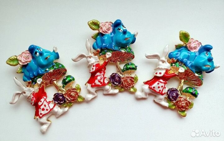 Брошь в стиле kirks folly