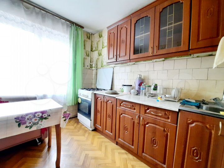 3-к. квартира, 64 м², 1/9 эт.