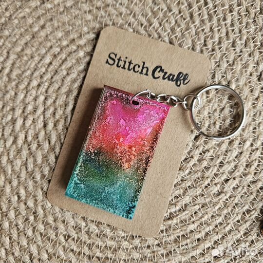 Брелок из эпоксидной смолы