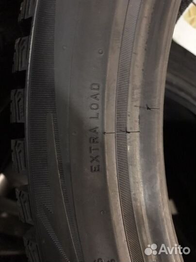 Pirelli Ice Zero 2 245/40 R20 и 275/35 R20 99T