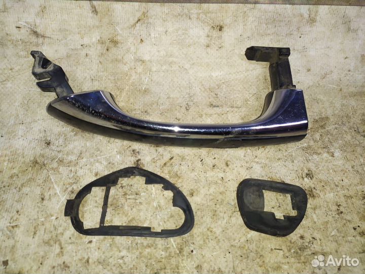 Ручка левая передней двери Mercedes W211